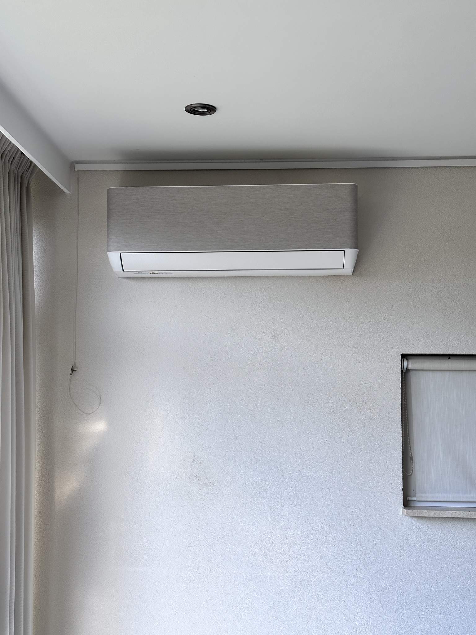 Moderne airconditioning in kantoorruimte